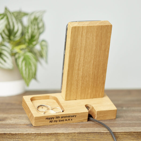 Mijmoj Phone stand with storage tray
