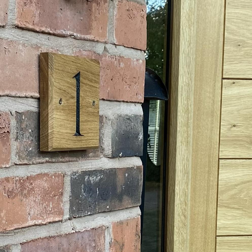 Oak house sign number 1
