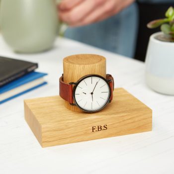 GENTS_SINGLE_WATCH_STAND_021120_1