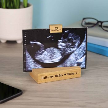MijMoj persoanlised photo frame gift from bump